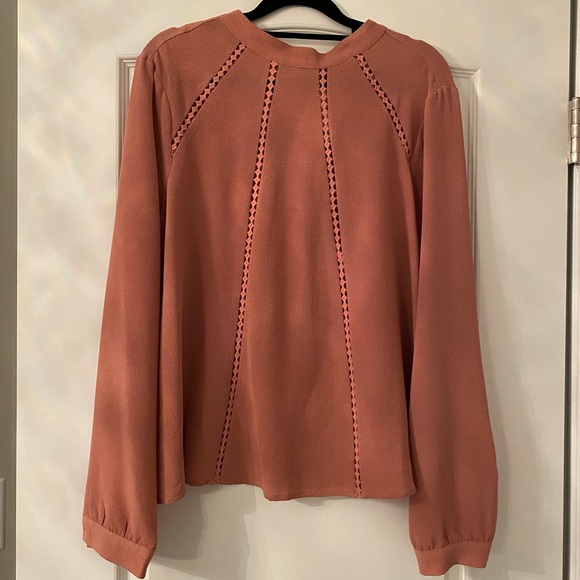 june & hudson Tops - BNWT Dusty rose blouse